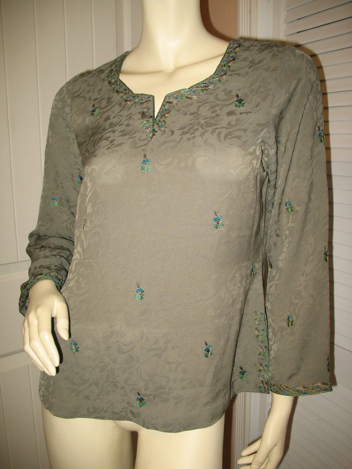 NEW Womens Tops OLIVE GREEN Gold Embroidery BELL LONG SLEEVE TOP Asian Indian Style Clothes Clothing Medium