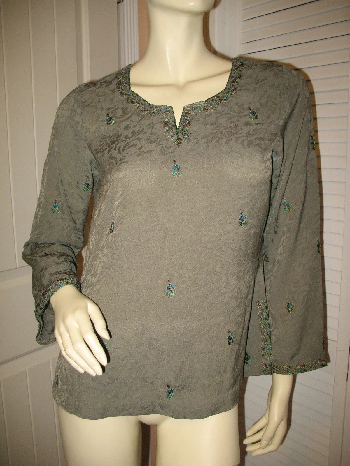NEW Womens Tops OLIVE GREEN Gold Embroidery BELL LONG SLEEVE TOP Asian Indian Style Clothes Clothing Medium